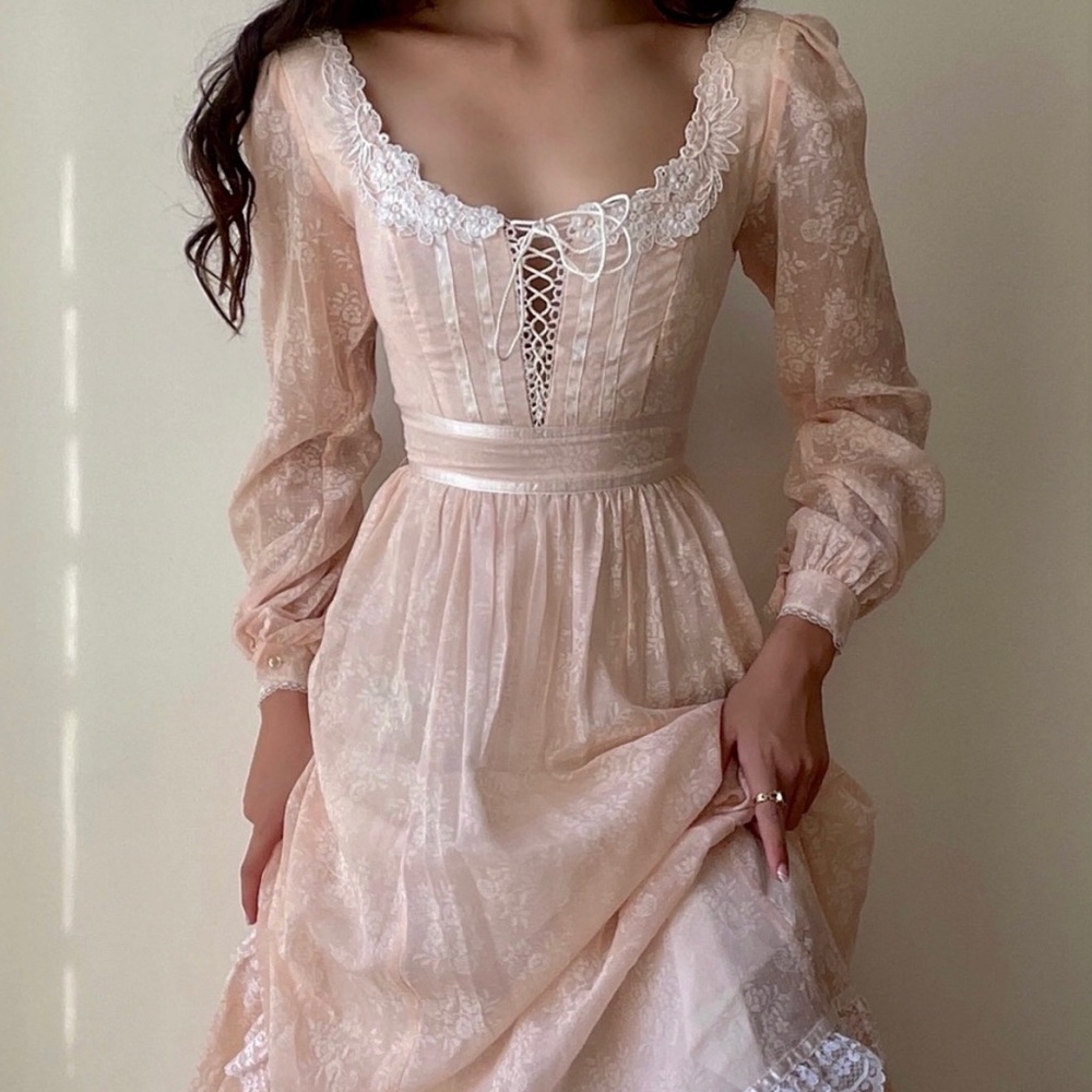 70s Vintage Gunne Sax Prairie cottage ruffle Victorian romance country d…
